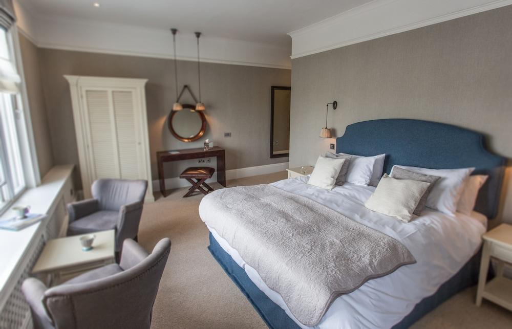 The White Lion Hotel オールドバラ エクステリア 写真