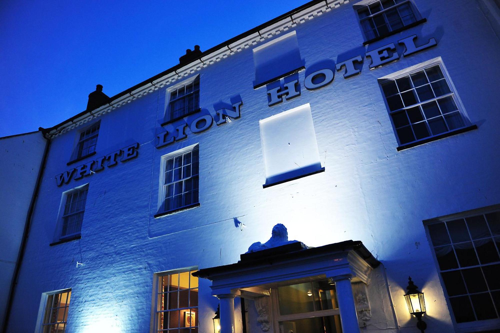 The White Lion Hotel オールドバラ エクステリア 写真