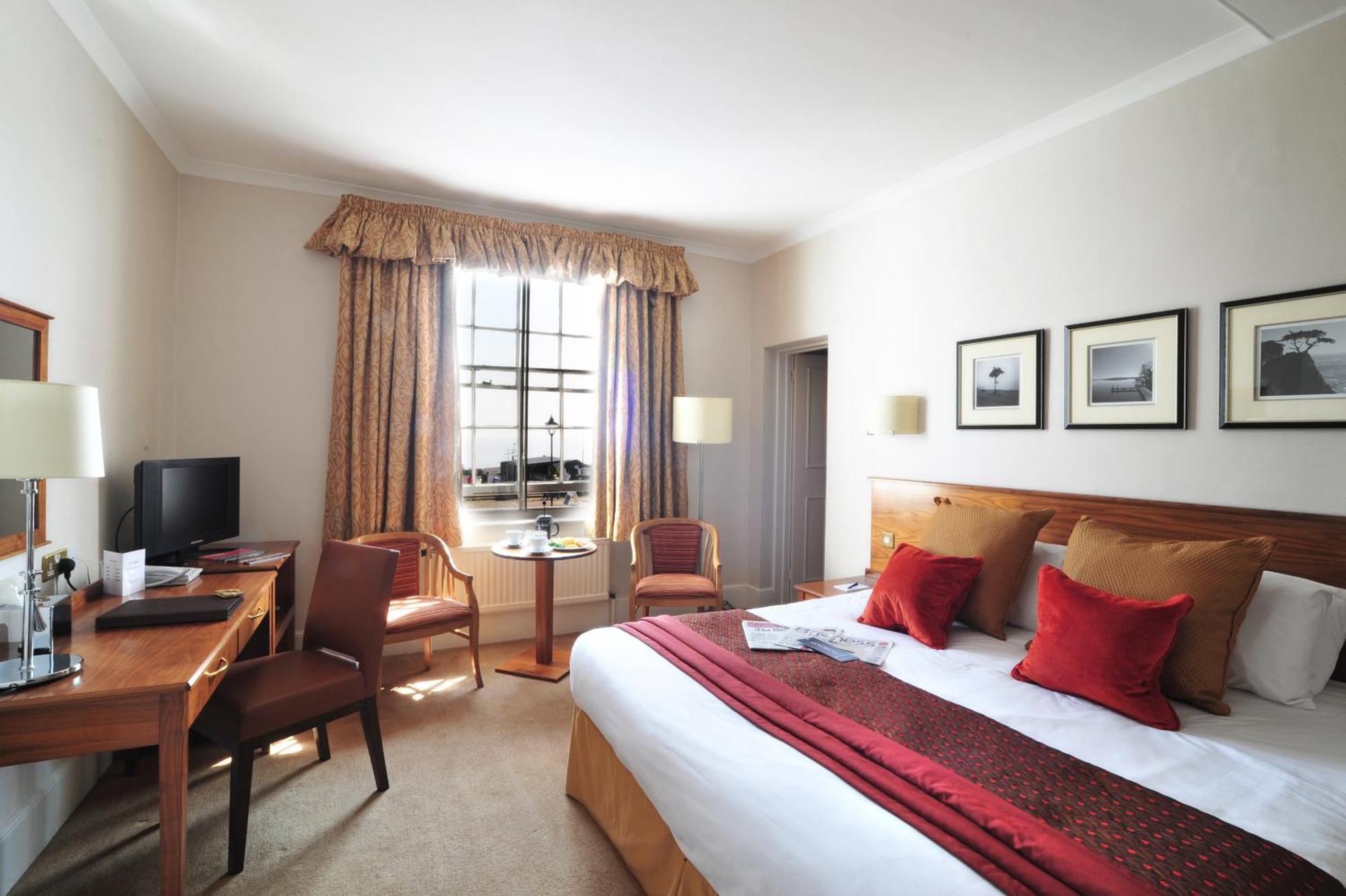 The White Lion Hotel オールドバラ エクステリア 写真