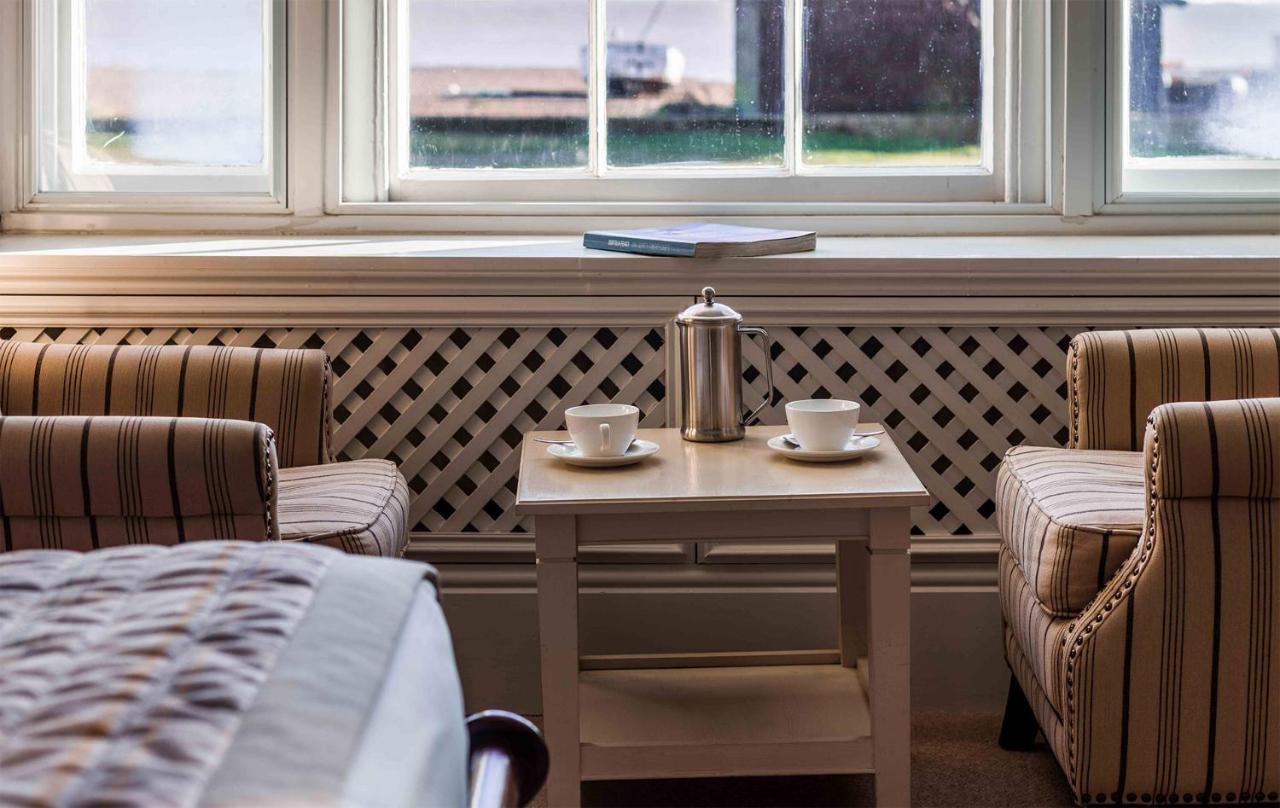 The White Lion Hotel オールドバラ エクステリア 写真
